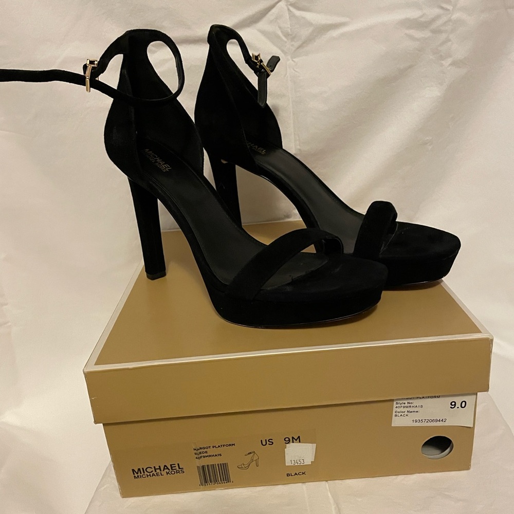 Michael Kors Suede Platform Sandals (size 9)